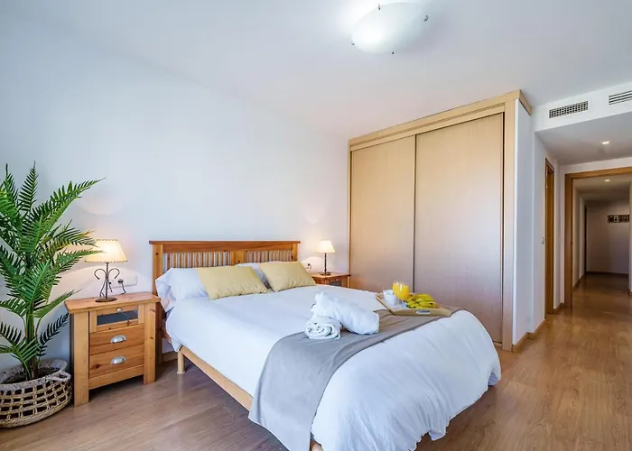 Soho & Sea Views -parking Apartment Malaga